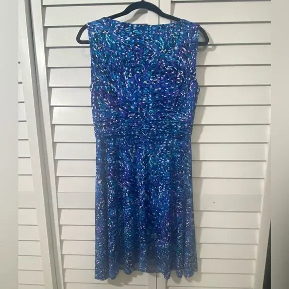 Blue Patterned Sleeveless Dress - Picture 4 of 6